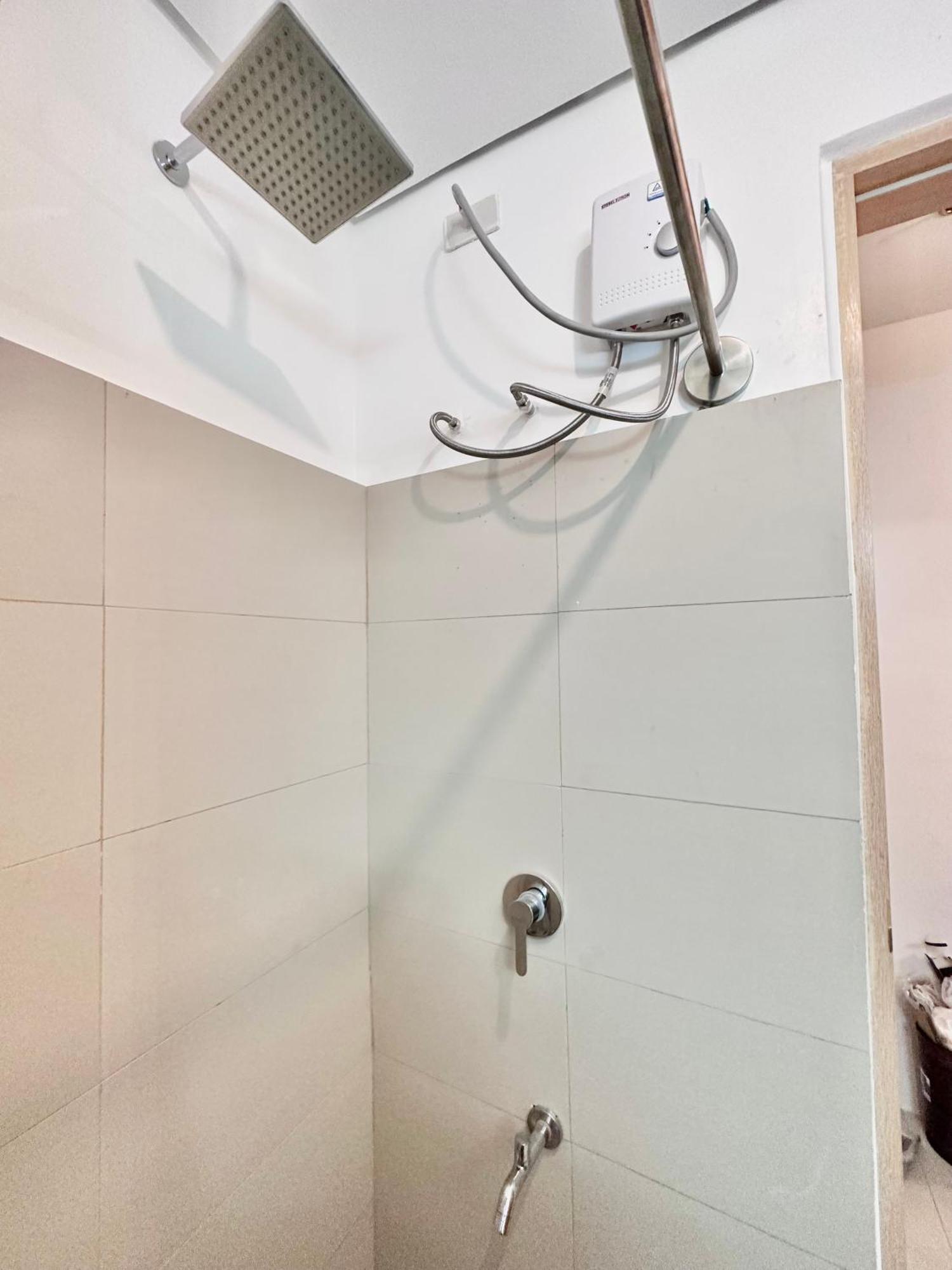 Aesthetic One Bedroom Beside Sm W Pool, Wifi And Netflix Cagayán de Oro Exterior foto
