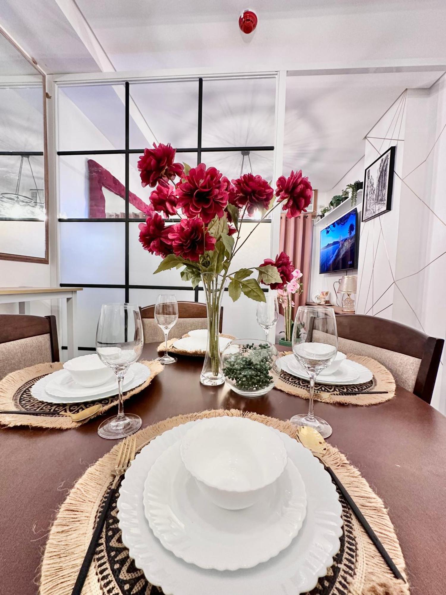 Aesthetic One Bedroom Beside Sm W Pool, Wifi And Netflix Cagayán de Oro Exterior foto