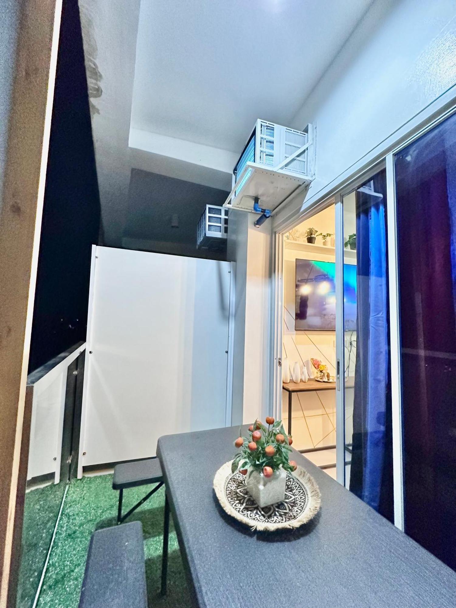 Aesthetic One Bedroom Beside Sm W Pool, Wifi And Netflix Cagayán de Oro Exterior foto