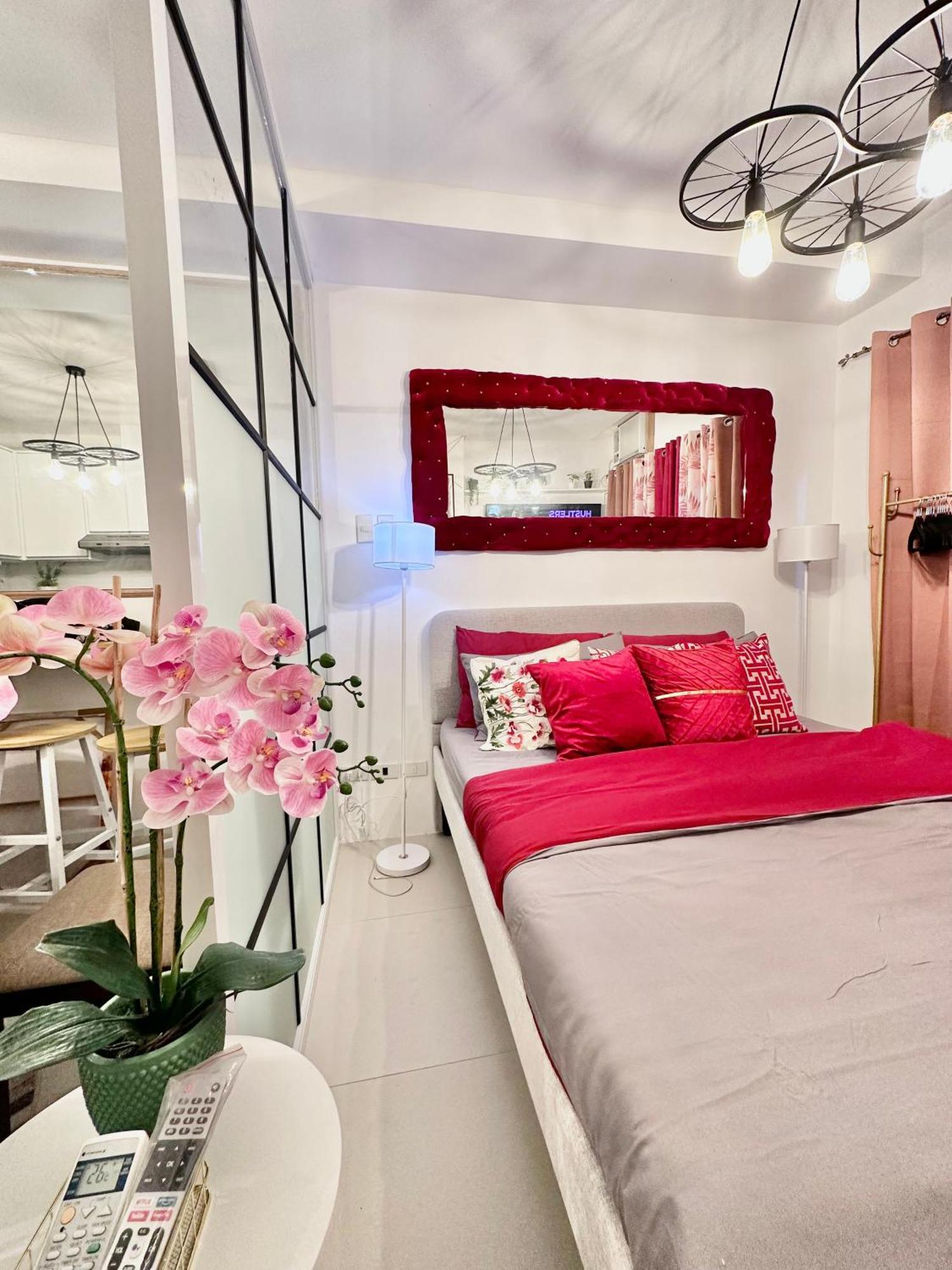 Aesthetic One Bedroom Beside Sm W Pool, Wifi And Netflix Cagayán de Oro Exterior foto