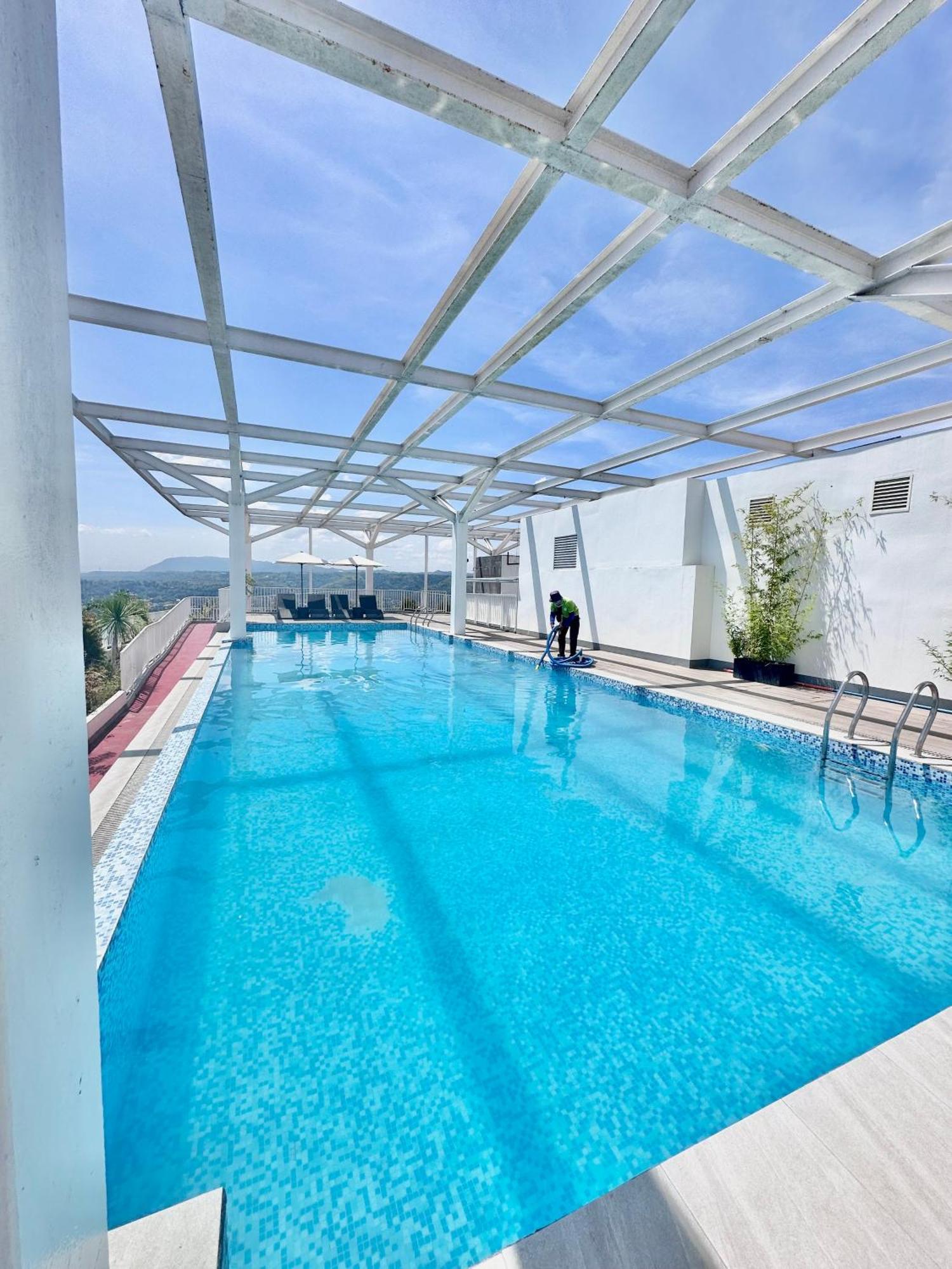 Aesthetic One Bedroom Beside Sm W Pool, Wifi And Netflix Cagayán de Oro Exterior foto