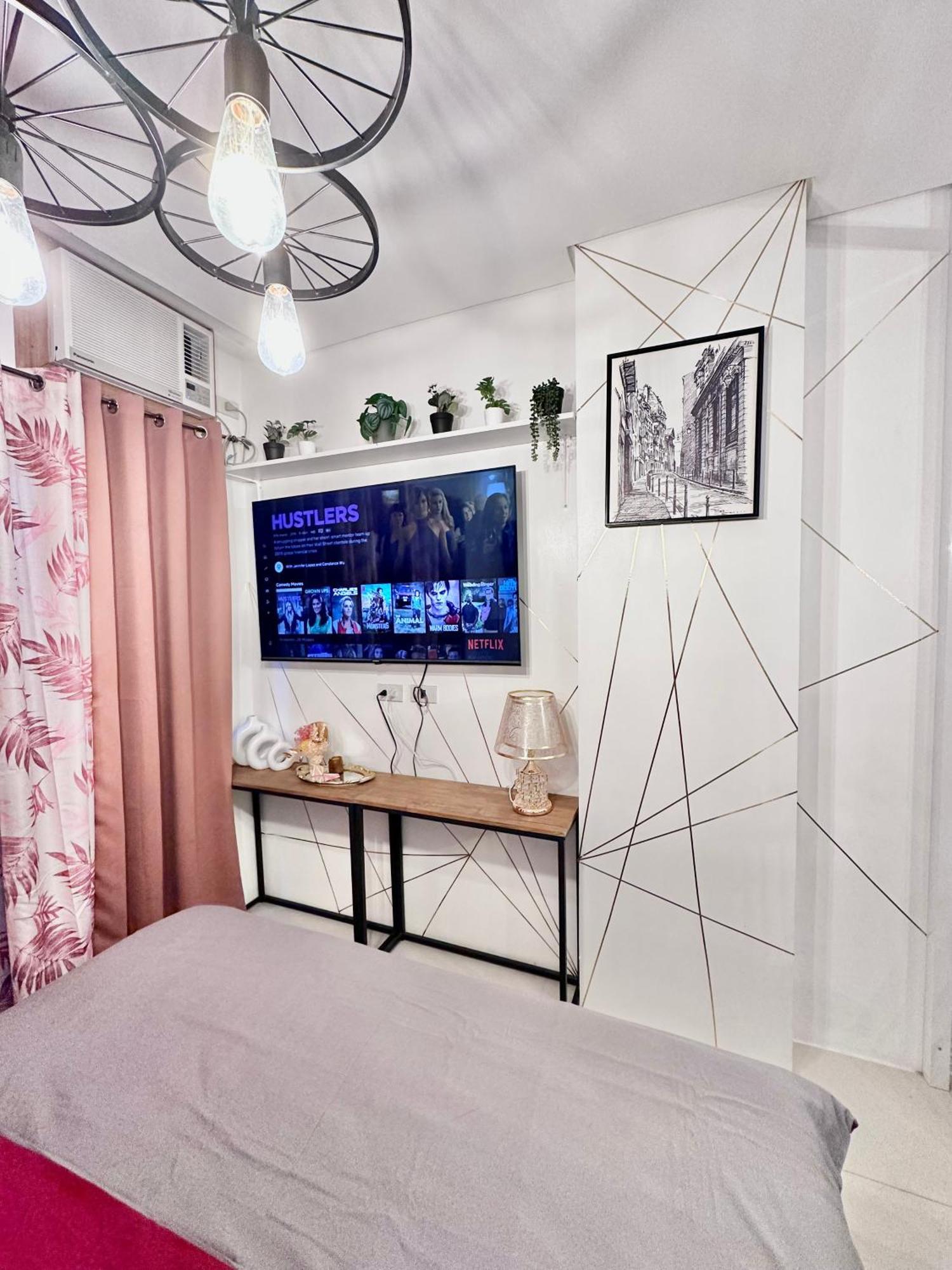 Aesthetic One Bedroom Beside Sm W Pool, Wifi And Netflix Cagayán de Oro Exterior foto