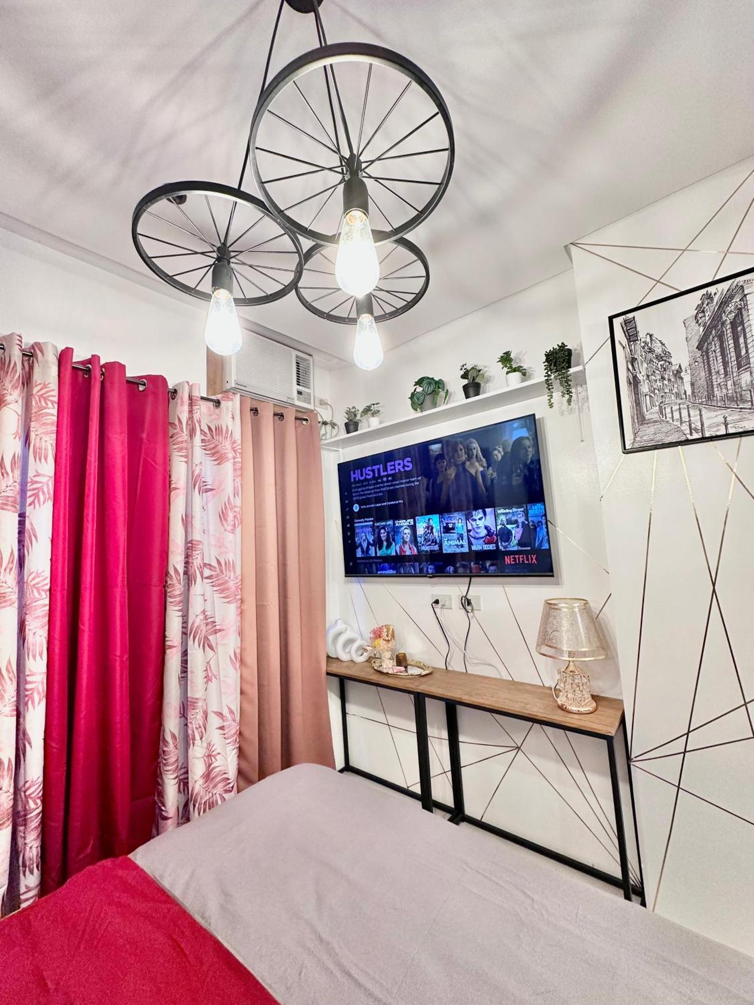 Aesthetic One Bedroom Beside Sm W Pool, Wifi And Netflix Cagayán de Oro Exterior foto