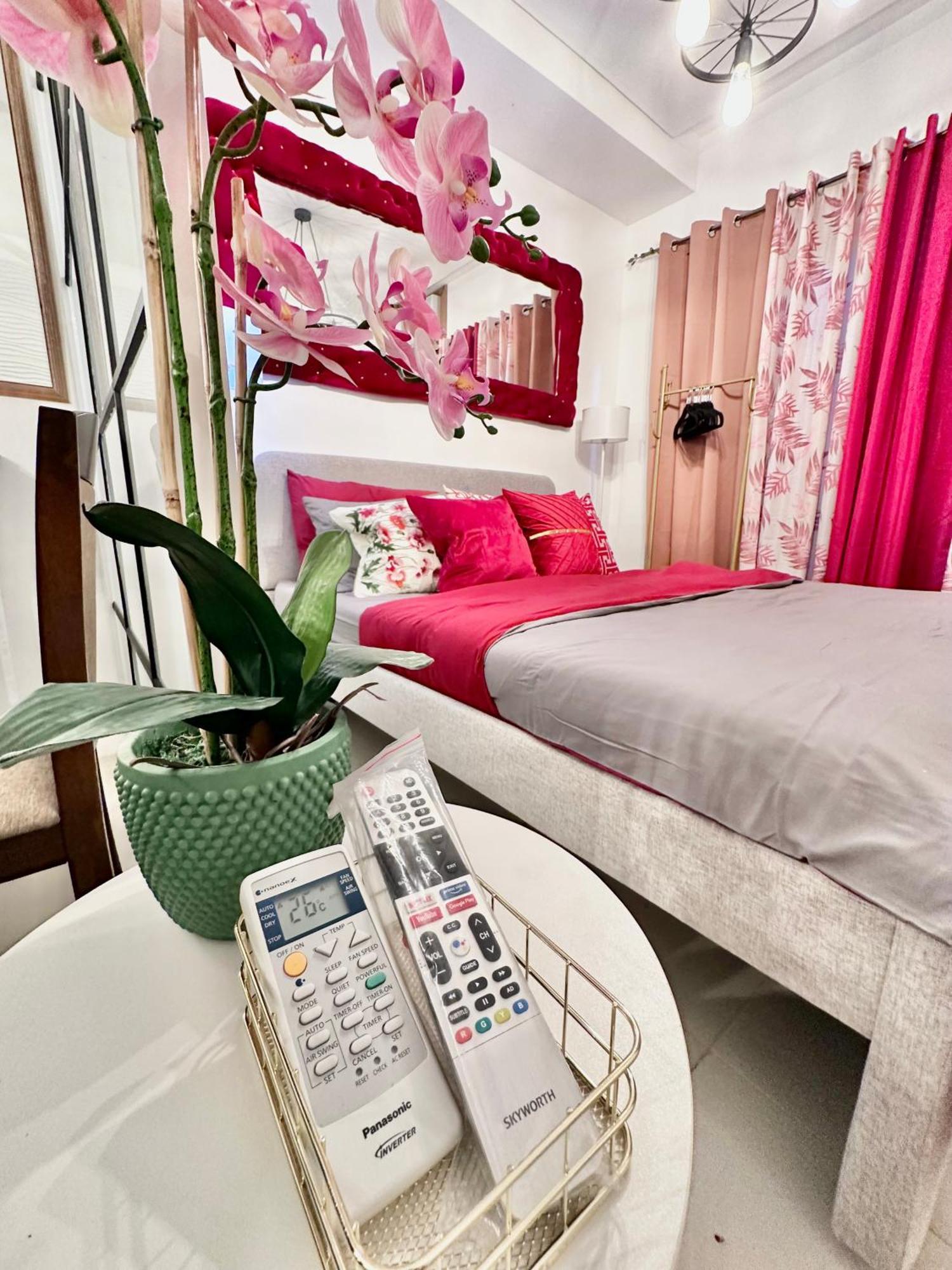 Aesthetic One Bedroom Beside Sm W Pool, Wifi And Netflix Cagayán de Oro Exterior foto